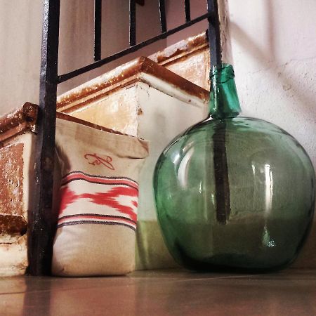 Sa Madona De Sa Pleta Acomodação com café da manhã Muro Exterior foto